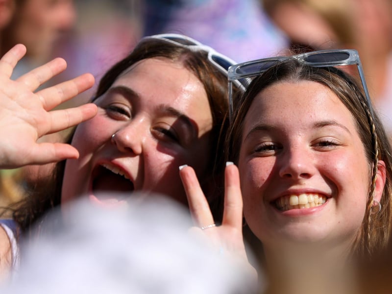 Fantastic atmosphere at Victorious on Sunday afternoon
Picture: Chris Moorhouse (jpns 270823-053)