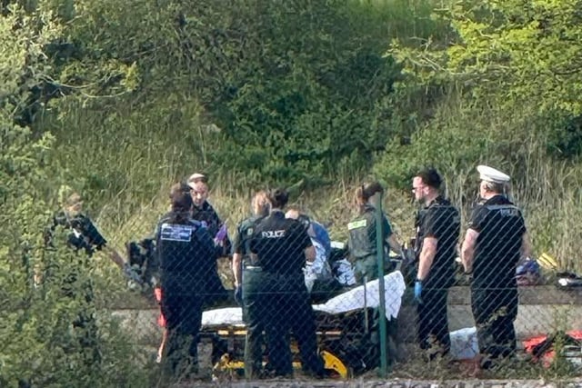 Large emergency service response to serious incident below M275