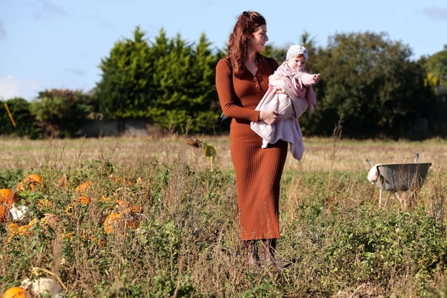 Pictured is Tracey Bull with Sienna, 10 months.
Saturday 14th October 2023.

Picture: Sam Stephenson.
