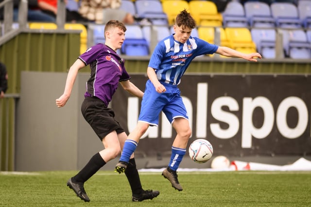 Action from the Portsmouth Youth League U15 Challenge Cup final between Bedhampton Youth (blue and white kit) and Gosport Falcons. Picture: Keith Woodland (190321-1467)
