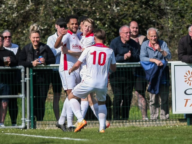 Rudi Blankson has just equalised for Horndean. Picture by Nathan Lipsham