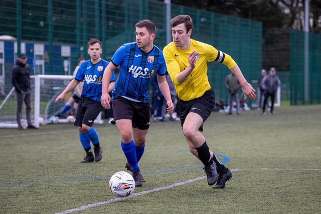 Burrfields (yellow) v Horndean United. Picture by Alex Shute