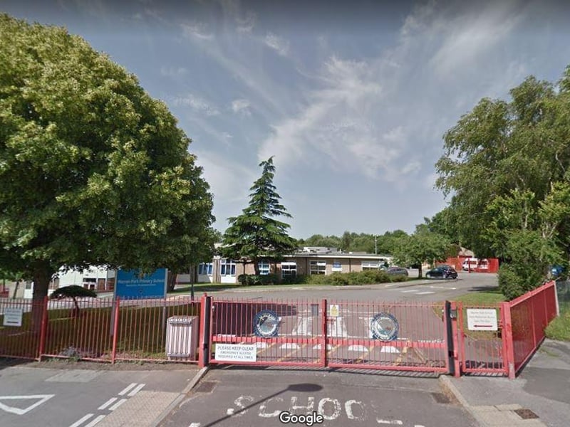 Warren Park Primary School has an Ofsted rating of Outstanding.