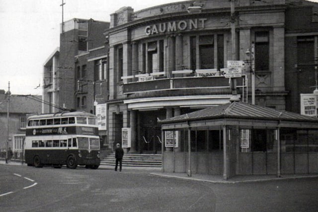 Located at Bradford Junction, this was originally the Plaza, then the Gaumont in the 1950sa, then the Moderne Bingo Hall before becoming the mosque that it still is to-day.