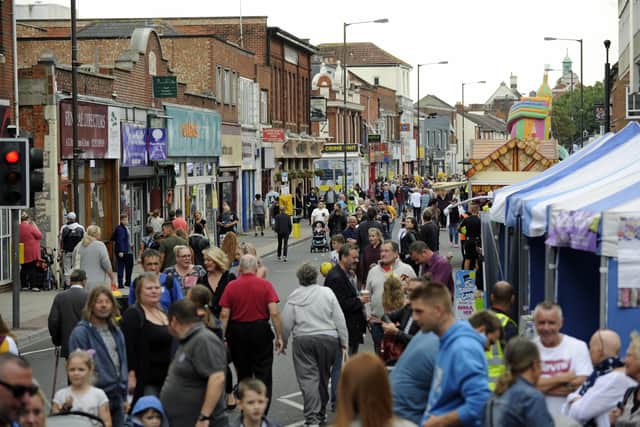 16/09/2018
Local people enjoy the Fratton Family Festival which was held in Fratton Road, Portsmouth.
Picture Ian Hargreaves (180916-1_fratton)