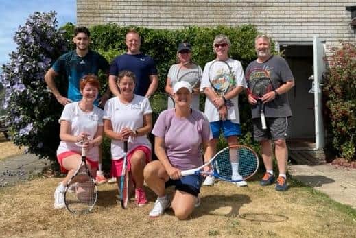Alverstoke 1sts v Avenue 3rds mixed. Back (from left): George Knight, Harry Harrison, Nicky Heyworth, Chris Titterington, Duncan Robinson. Front: Julia Baker, Becky Howarth, Sue Western.