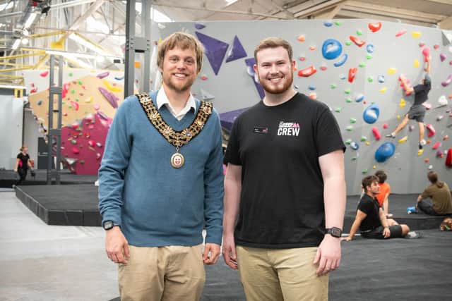 General Manager Robert King (R) and Cllr James Baillie (L)