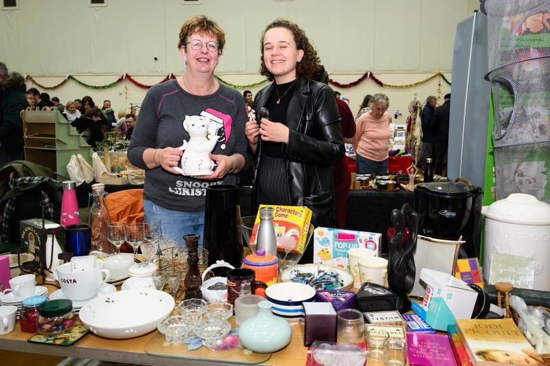 Ginny and Phoebe Smith raising money for the Wickham Community Centre at the Wickham Christmas light switch on and fayre
