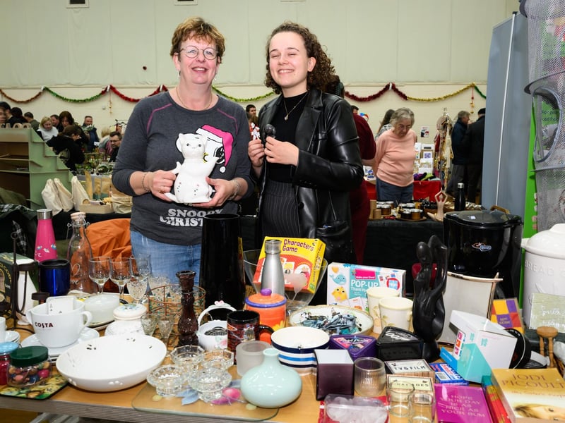 Ginny and Phoebe Smith raising money for the Wickham Community Centre at the Wickham Christmas light switch on and fayre