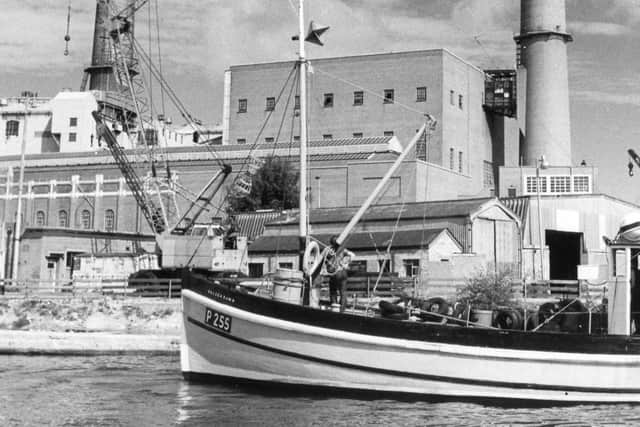The power station in Gunwharf Road, 1978. The News PP1271
