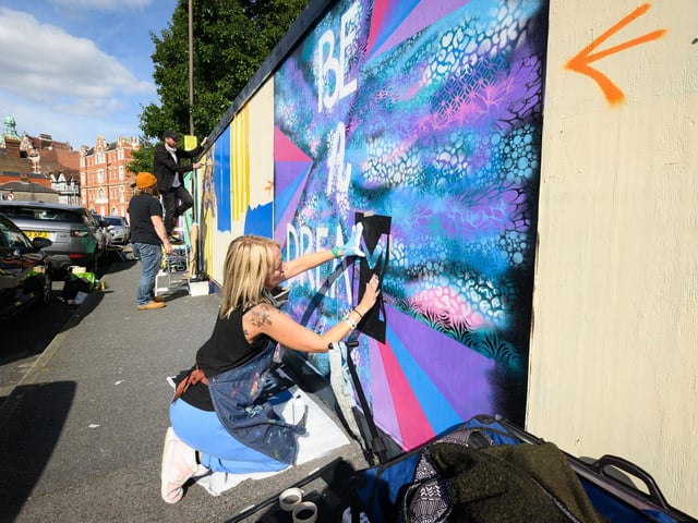 Pictured is: One of many artists at wok in Wiltshire Street and Meridian Road
Picture: Keith Woodland (140921-79)