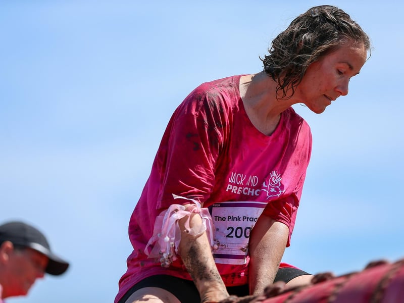 Race For Life Pretty Muddy, Southsea CommonPicture: Chris  Moorhouse (290624-250)