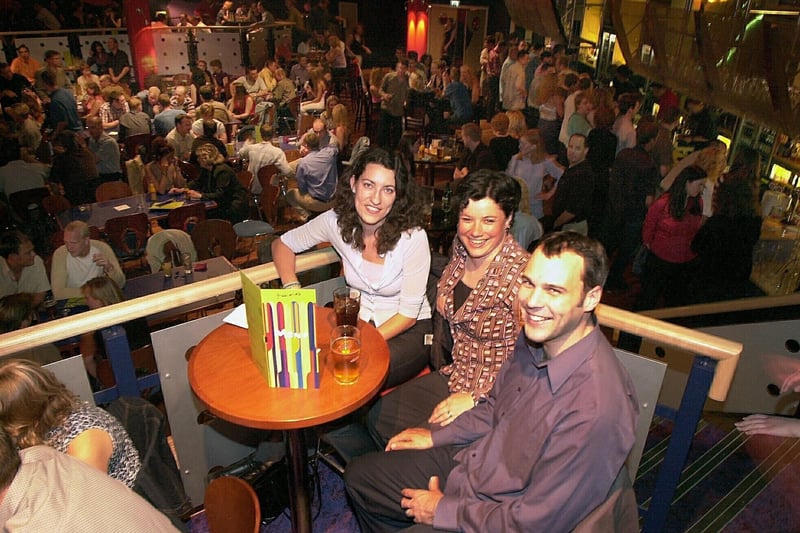 This is what a night out at Jongleurs in Gunwharf Quays looked like in the 00s.
