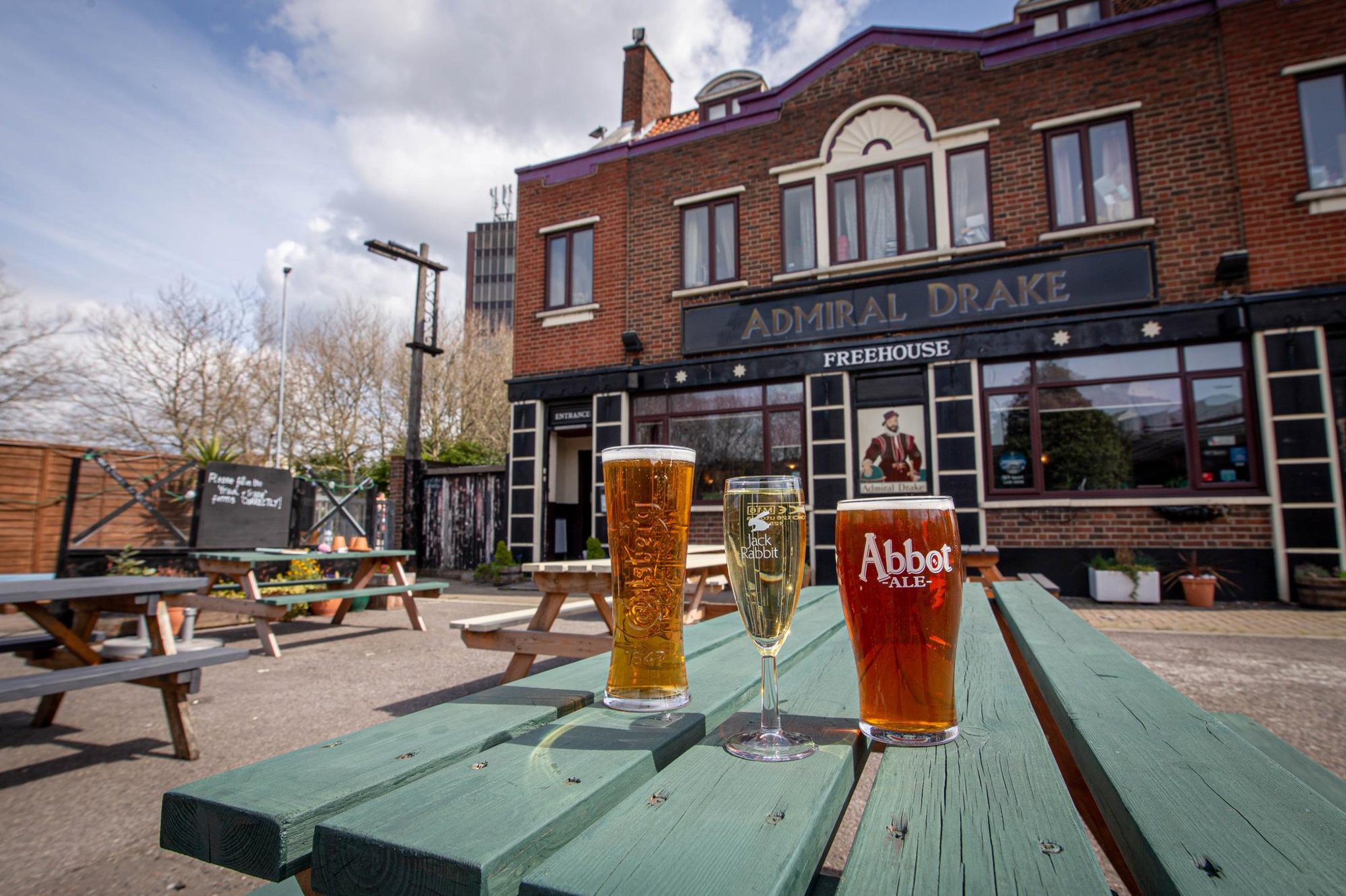 29 Portsmouth pubs with beer gardens that you can go to ...