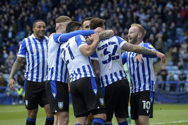 Sheffield Wednesday and Sunderland scored late on to dash Pompey's faint play-off hopes