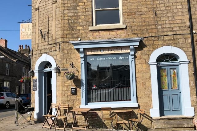 The Old Cell Ale Bar, 10 Market Place, Chapel-en-le-Frith, High Peak, SK23 0EN. Rating: 4.8/5 (based on 85 Google Reviews). "Very friendly micro pub with a great selection of beers."