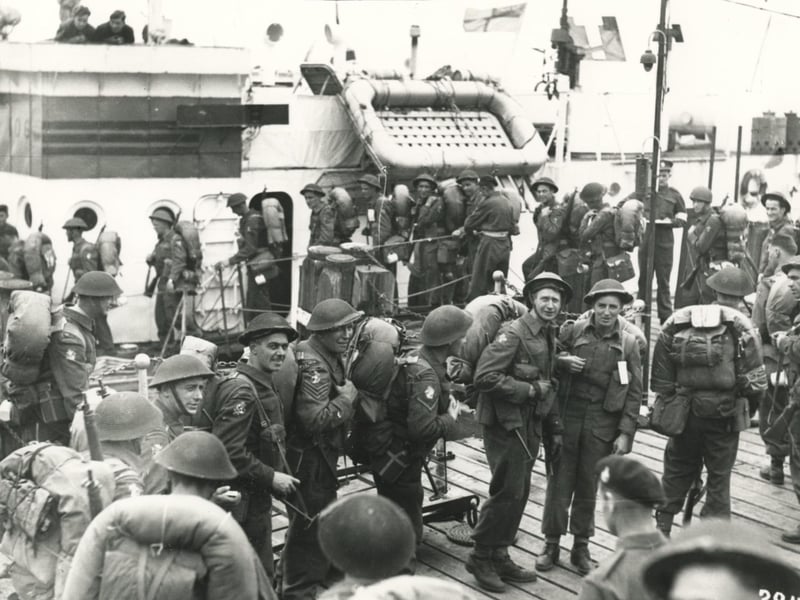Operation Overlord - Embarkation of the Royal Canadian Engineers
(c) The News, War Series 2942