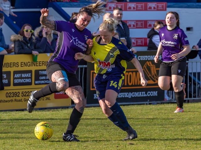 Gosport Borough (yellow) v Gosport Falcons. Picture: Mike Cooter