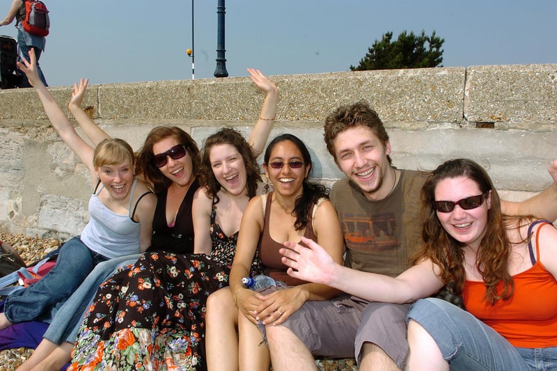 This group were enjoying the warm weather at Southsea.
(left to right), Hazel Barnfather, Jessica Mistouski, Leon Holtzman, Tamara Allen-Cousin, Menno Groen, and Laura Cochrane on the 28th April 2007..
 Picture: Ian Hargreaves (071750-5)