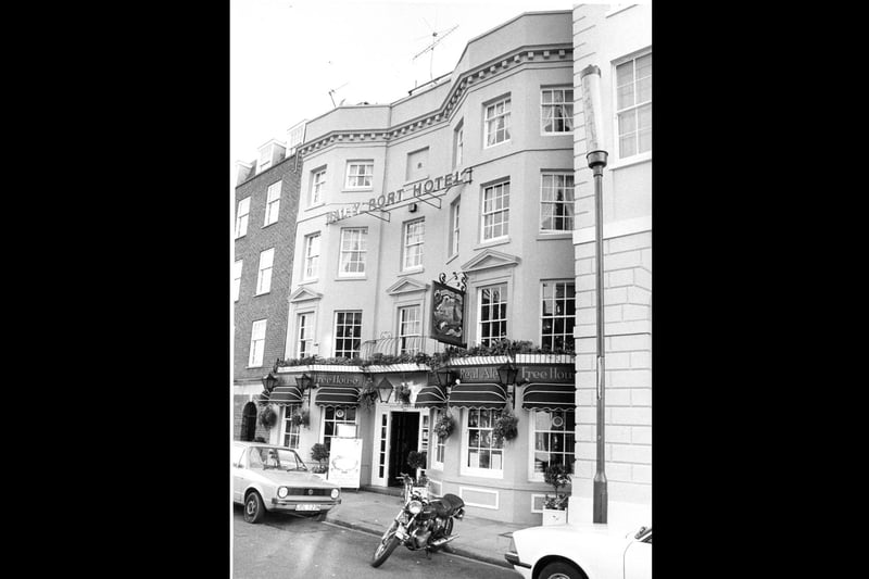 Sally Port Hotel on Old Portsmouth High Street on January 14, 1983. The News PP3846