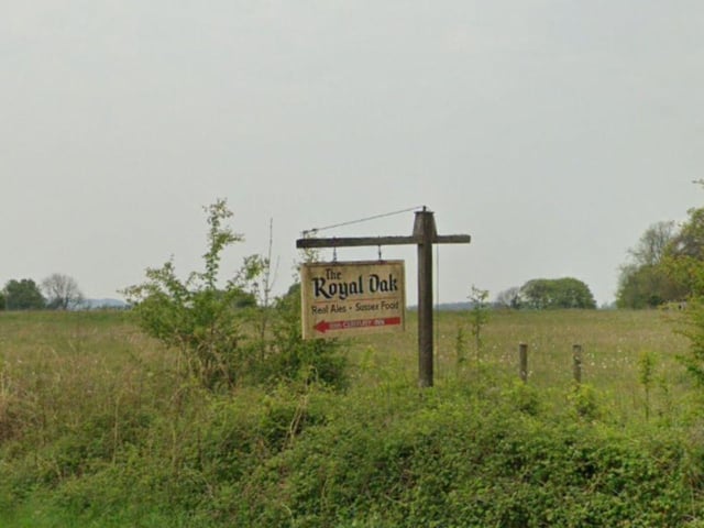 Just outside Chichester in Hooksway there is a country pub called The Royal Oak which is recommended by one of our readers.