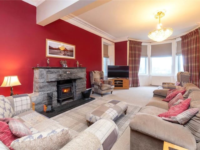 Drawing room.