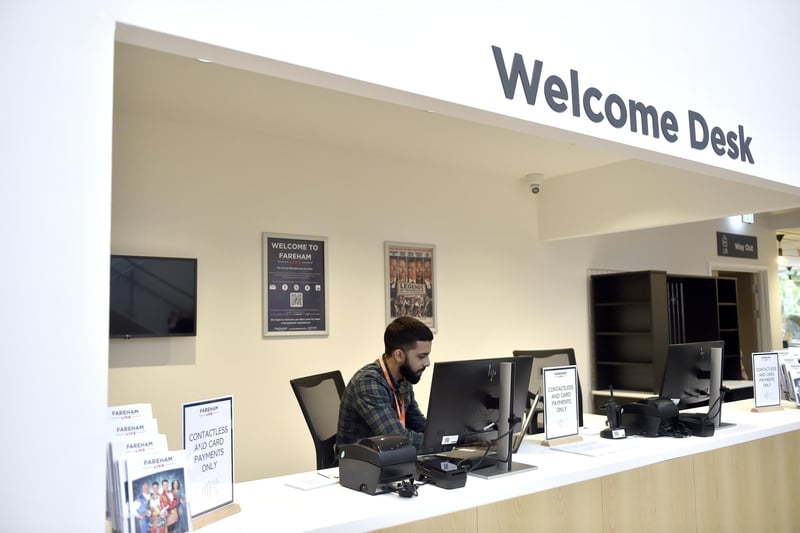 The welcome desk at Fareham Live Picture: Sarah Standing (240924-1932)