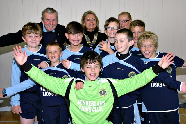 The Seaburn Dene Primary School football team in their new strips which they received courtesy of the Sunderland Lions Club. Remember this from 2012?