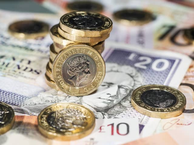 Free money is on offer for customers who switch to a different broadband provider - we look at the best giveaways