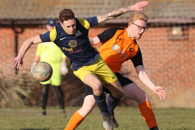 Pelham (blue & yellow) v AFC Farlington. Picture by Kevin Shipp