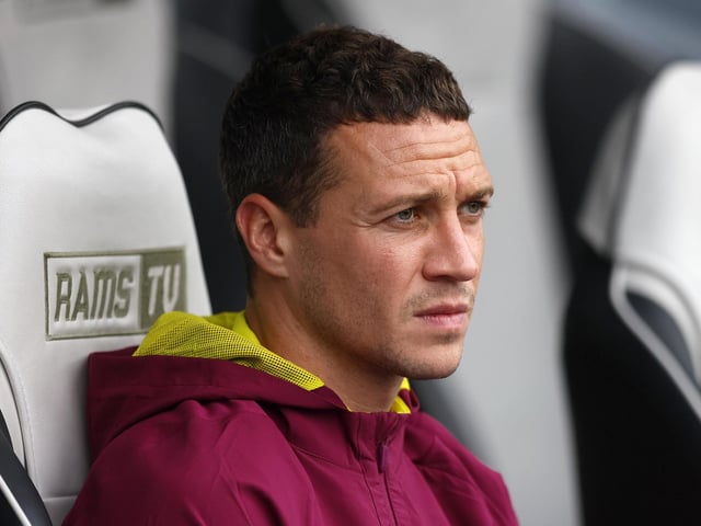 Another defender who could add plenty of experience would be James Chester, who has appeared in the Premier League for both Hull and West Brom. The 34-year-old spent last season with Derby, where he appeared seven times in League One. He missed large parts of the 2022-23 campaign with various calf injuries, which saw him sidelined for serveal months in the campaign. His one-year stay with the Rams came to a close at the end of the season after Paul Warne’s side missed out on the play-offs. Should Chester, who has 35 caps to his name for Wales, remain fit, then he could be a good option for Mousinho this summer.