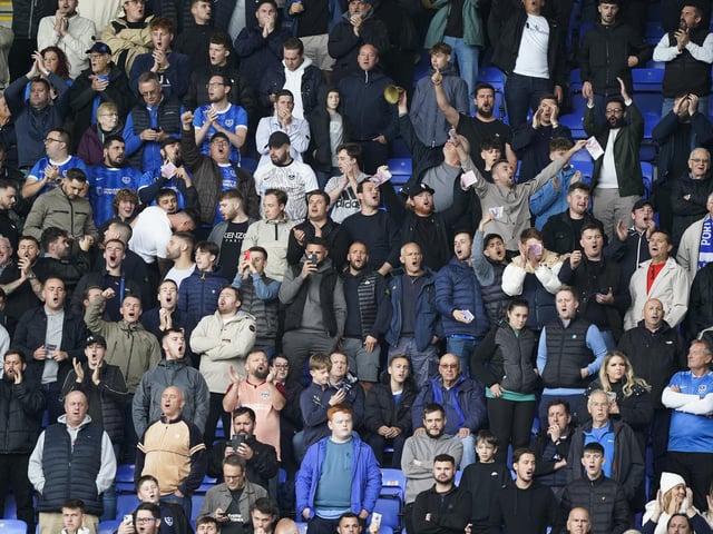 2,891 Pompey fans watched the Blues' 3-2 win at Reading