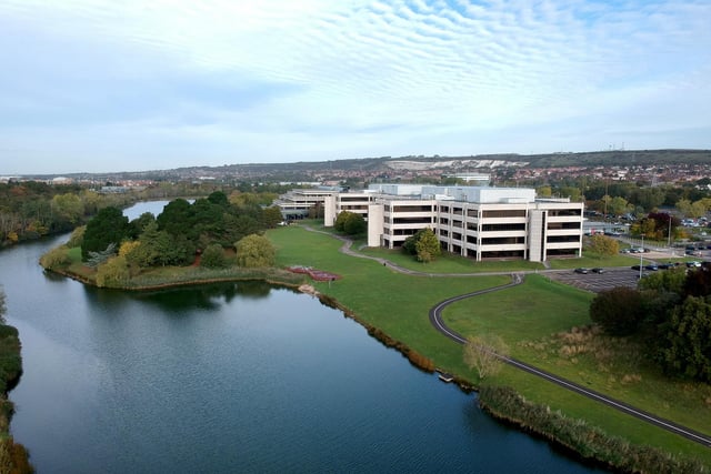 One lap of Lakeside is around 1 mile so you can tailor how many laps you do to your level of fitness. Whether grabbing your running shoes at your lunch break or after work, this a convenient route popular with runners.