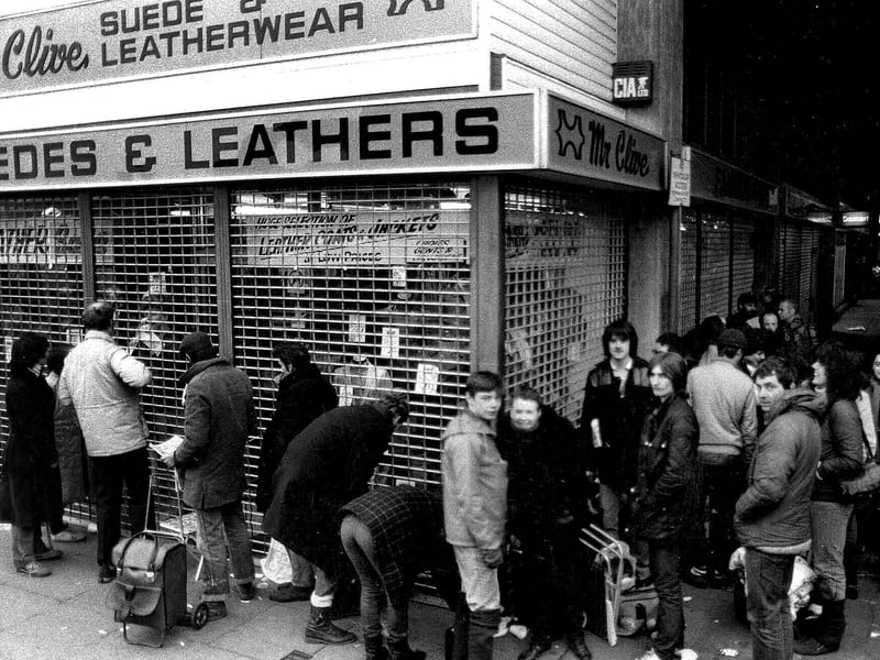 Queues outside the Mr Clive shop in the Tricorn, 1983.