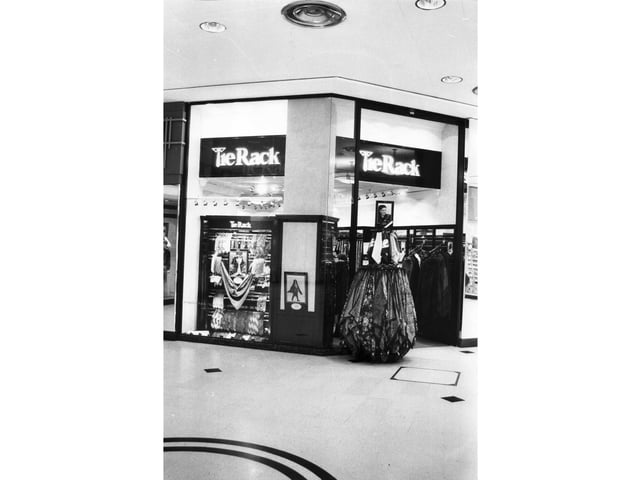 Tie Rack in November 1990