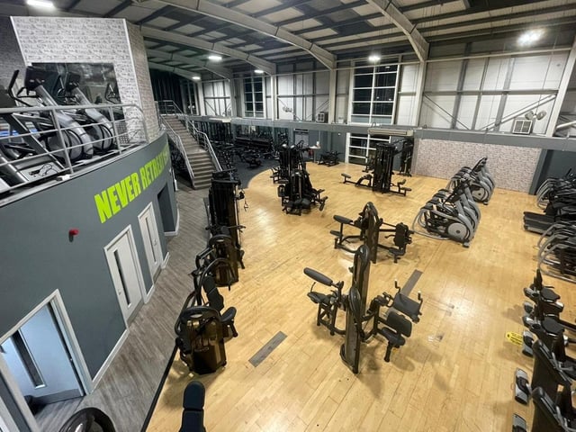 24/7 Fitness opened in Fratton Way in 2021 and has a large open plan work-out area offering functional machines, treadmills, free weights and more. Alongside this they also have a cross fit area and multiple studios for classes. Membership prices start from £17.95 monthly or £199 yearly.