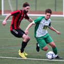 Mob Albion (green/white) v Hamble United. Picture by Sam Stephenson