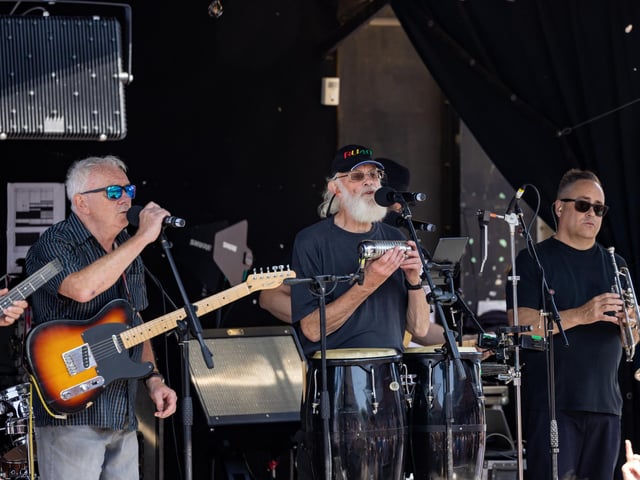 UB40 tribute 'RU40' on stage at Port Solent. 
Picture: Mike Cooter (290723)