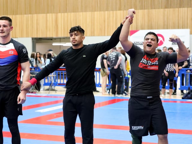 Sean Overton and the victorious Mahmoud El Maghawry in a Brazilian Jiu Jitsu competition at the Ravelin Centre in Portsmouth. Picture: Chris Moorhouse (jpns 250223-12)