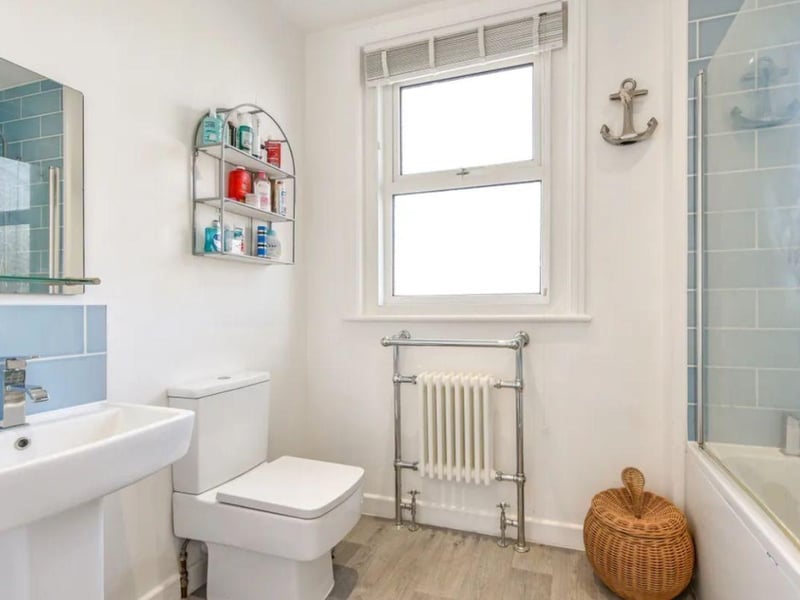 The listing says: "Located in the heart of Drayton and within walking distance of the town centre and positioned within he catchment area for Solent Road School, this semi-detached family home has been modernised throughout and offers a turnkey purchase."