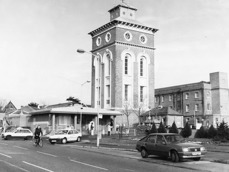 The old Territorial Army HQ by the side of Haslar Bridge, April 1992. The News PP3286