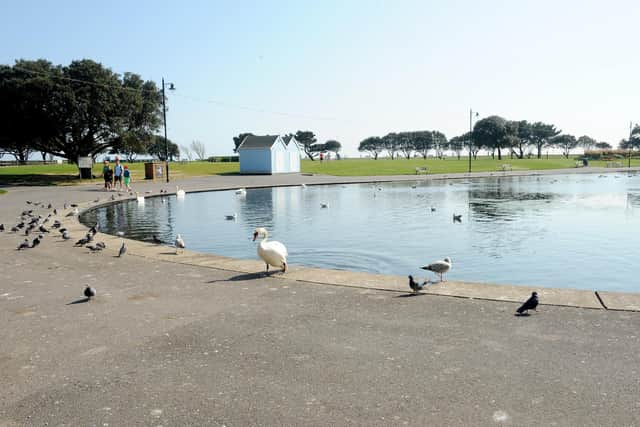 Canoe Lake in Southsea during 'lockdown' on Good Friday
Picture: Sarah Standing (100420-7719)