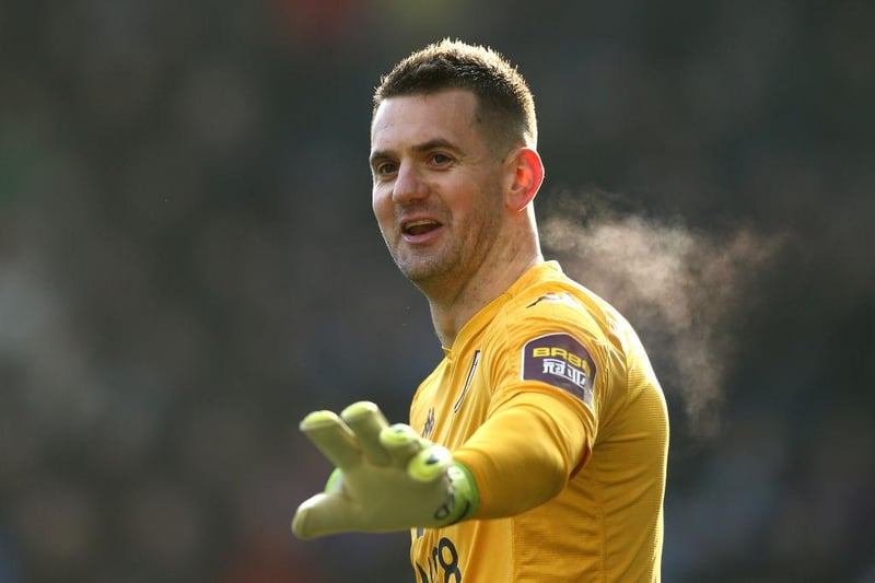 Former Leeds United goalkeeper Paul Robinson has urged his old club to bring Aston Villa stopper Tom Heaton in as cover for Illan Meslier. (MOT Leeds News) 

(Photo by Jan Kruger/Getty Images)