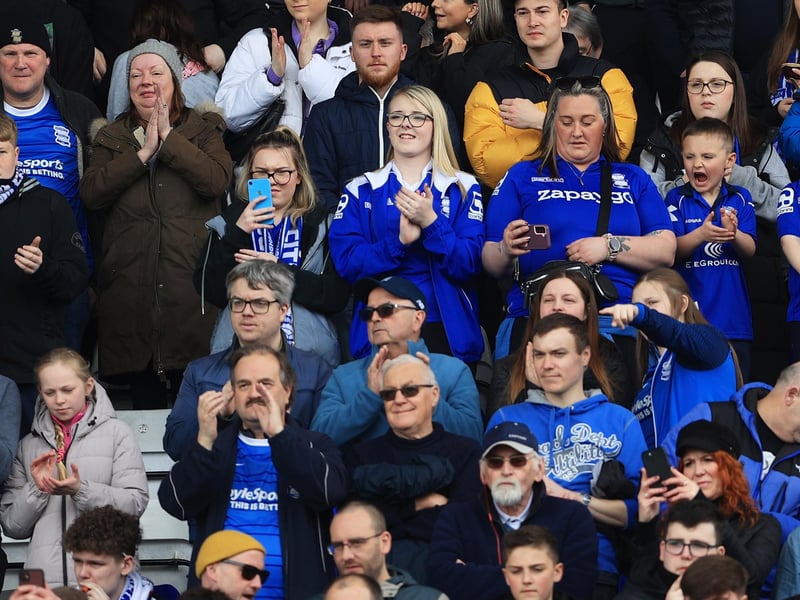 Away attendance: 4,500; Overall attendance: 30,175.