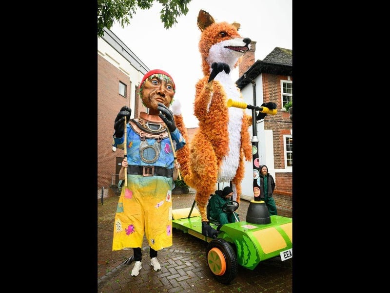 Pictured is: Deeps and Farrah the Fox
Picture: Keith Woodland (170721-92)