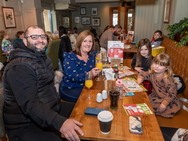 Family day out for the opening of the Brewers Fayre. Pictured: Richard John (42), Peggy Mitchell (62), Harper Windebank (6) and Elsie-Violet Windebank (3). Picture: Mike Cooter (040323)