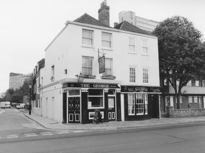 The George on Portsmouth's Queen Street in October 1992. The News PP4054