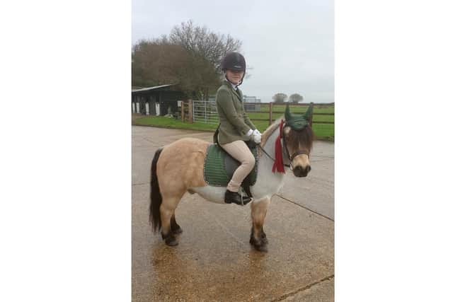 Lola Dymock, 13, wanted to say thank you to the NHS and so had the letters shaved into the side of her horse Kenco, with a love heart