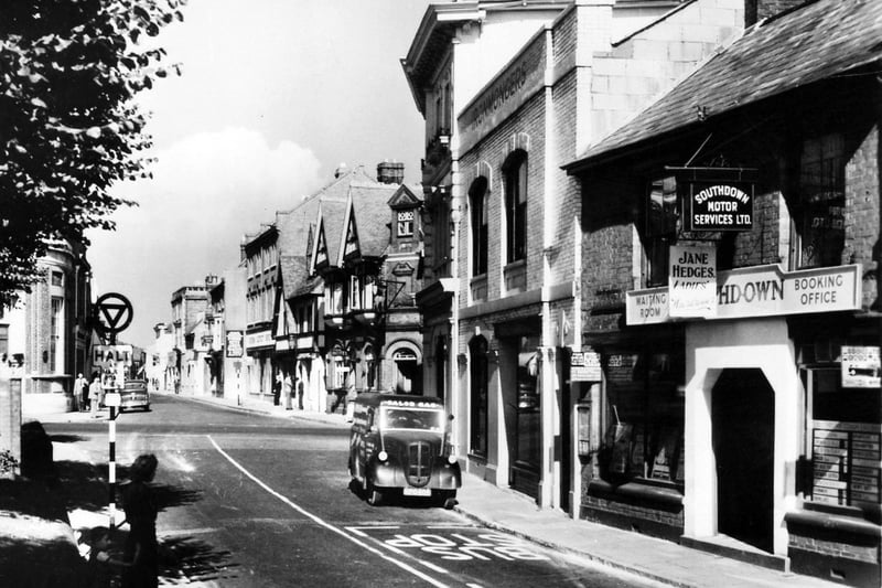 The Roman crossroads at Havant looking north 1950's.
A great photograph from the 1950s looking north through the Roman Road crossroads at Havant. Southdown Motor Services Ltd on the right. Picture: Ralph Cousins collection.