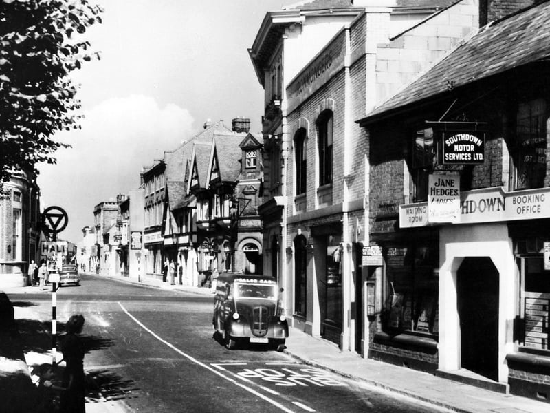The Roman crossroads at Havant looking north 1950's.
A great photograph from the 1950s looking north through the Roman Road crossroads at Havant. Southdown Motor Services Ltd on the right. Picture: Ralph Cousins collection.